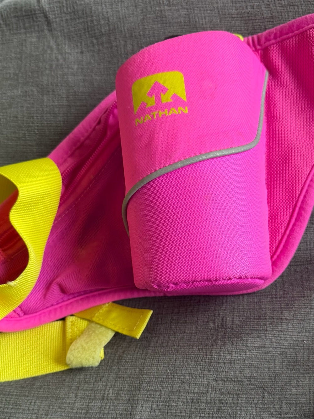 Nathan Triangle Hydration Waist Pack